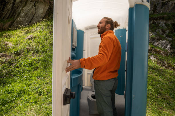 Portable Toilet Options We Offer in Mendenhall, MS